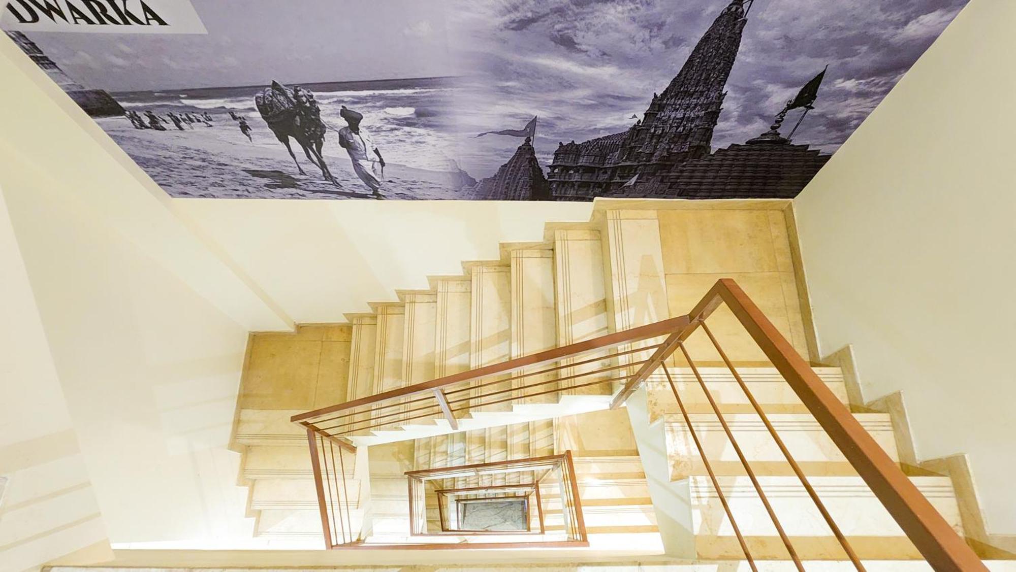 Hotel Nova Pride Rajkot Bagian luar foto